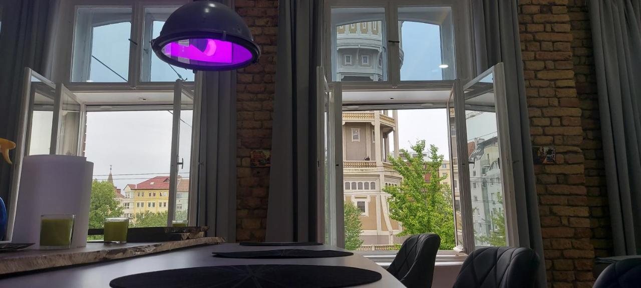 Tower Szeged Belvarosi Exkluziv Panoramas Apartman - Free Parking المظهر الخارجي الصورة