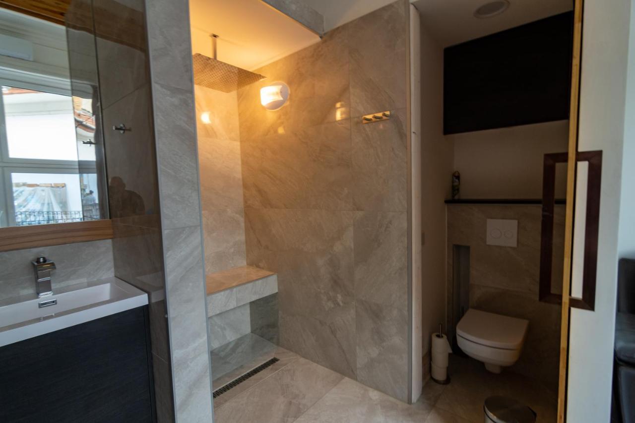 Tower Szeged Belvarosi Exkluziv Panoramas Apartman - Free Parking المظهر الخارجي الصورة